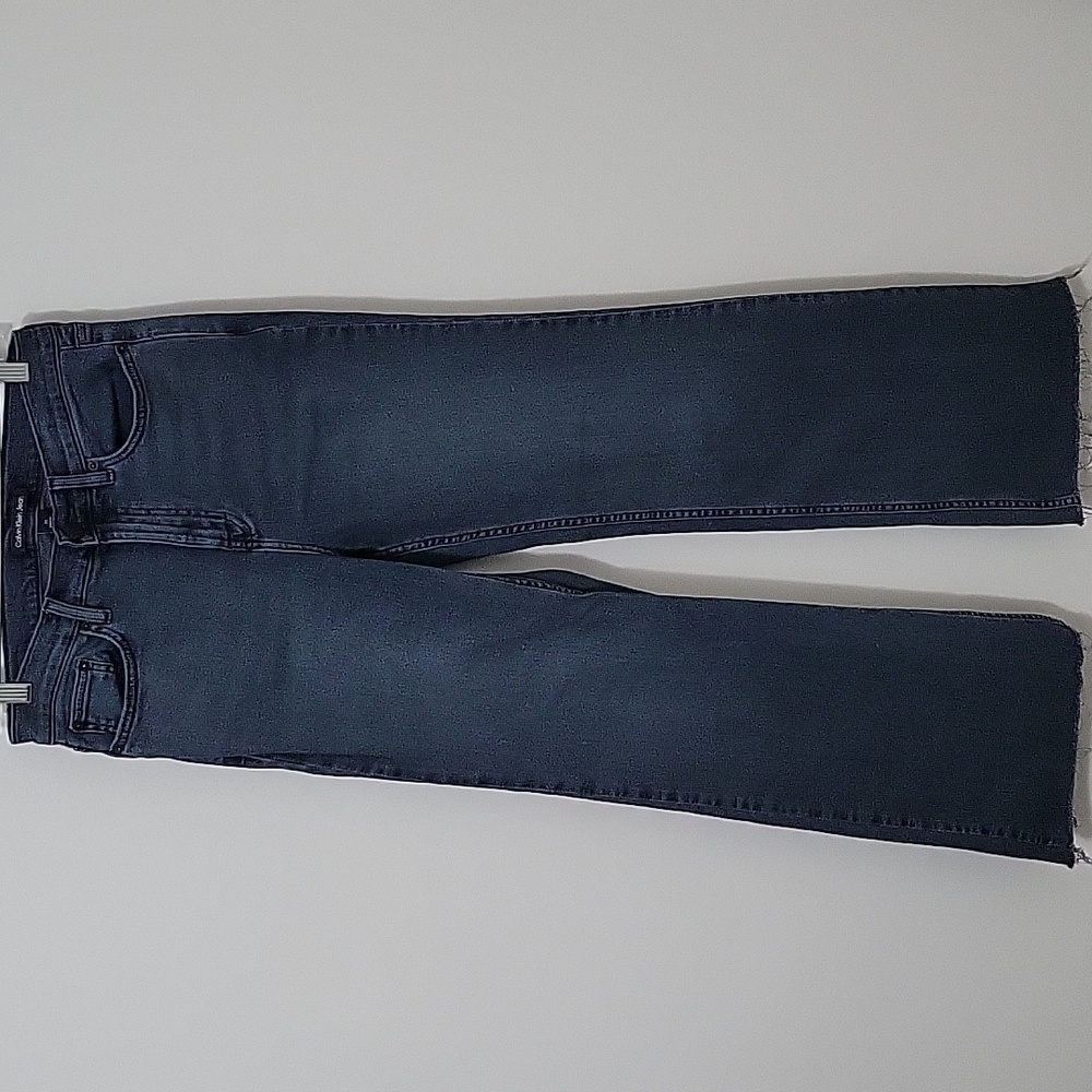Calvin Klein Super High Rise Flare Jeans, Size 29